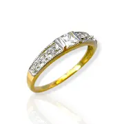 Елегантен дамски златен пръстен с централен циркон 14K RG11637